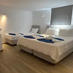 Ene's Mykonos Apartment Klouvas