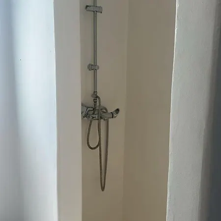 Ene's Mykonos アパート Klouvas