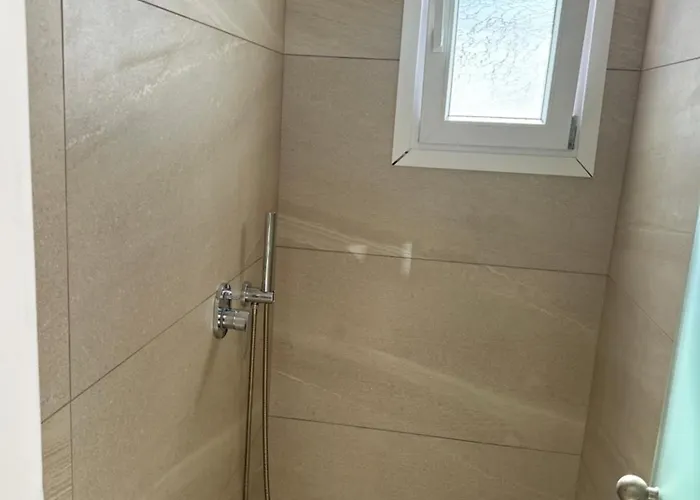 Ene's Mykonos * Klouvas